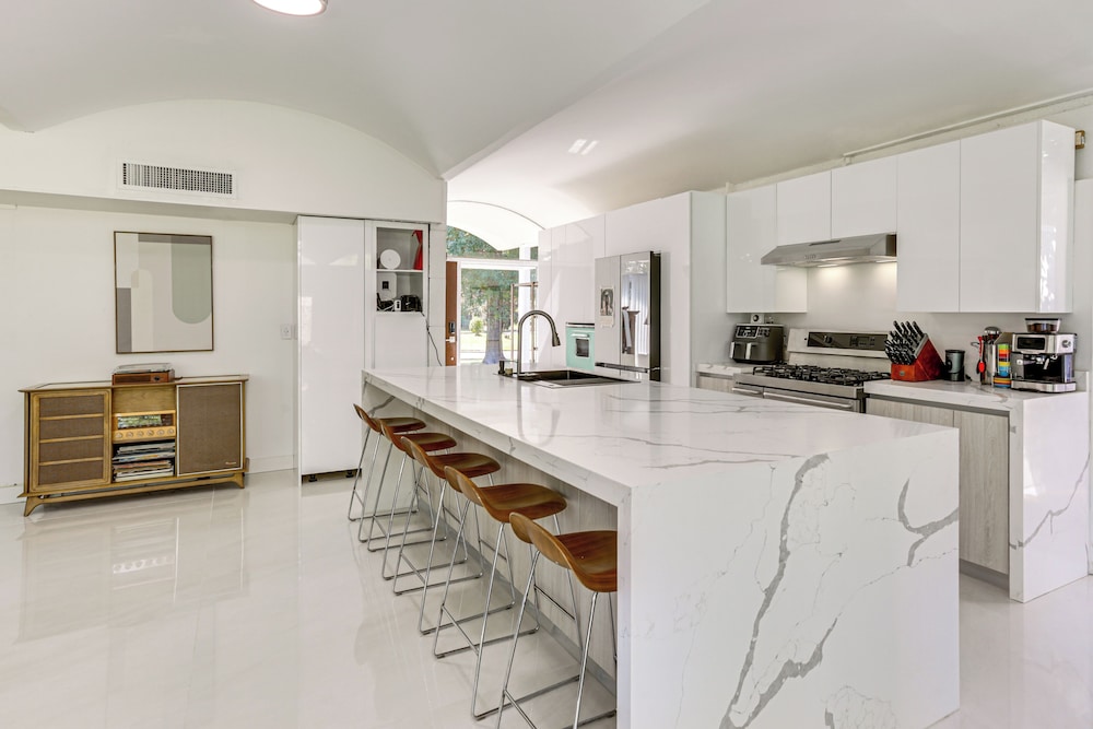 2 Mi to Fsu: Unique Home w/ Patio & Spacious Yard