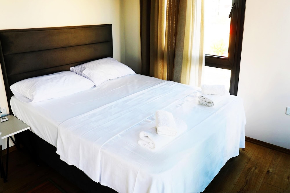 Flat w Balcony in Lefkosa 5 min to Kyrenia Gate