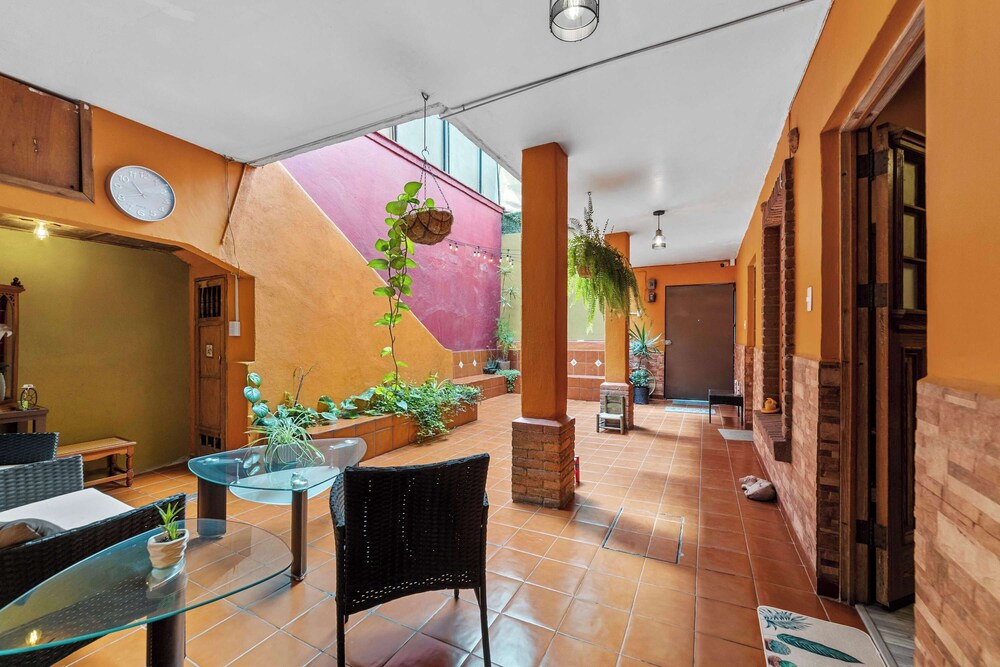 Charming 2BR Retreat in Lomas de Bezares photo 2