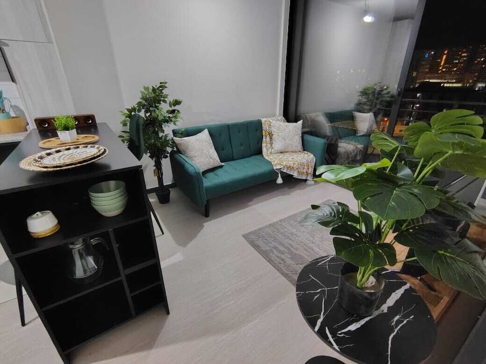 Oceana Suites La Florida Friolan Roa