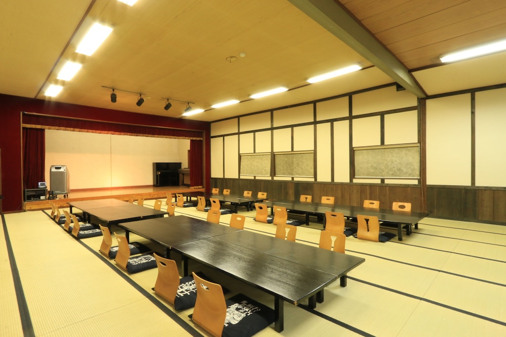 meeting & event spaces