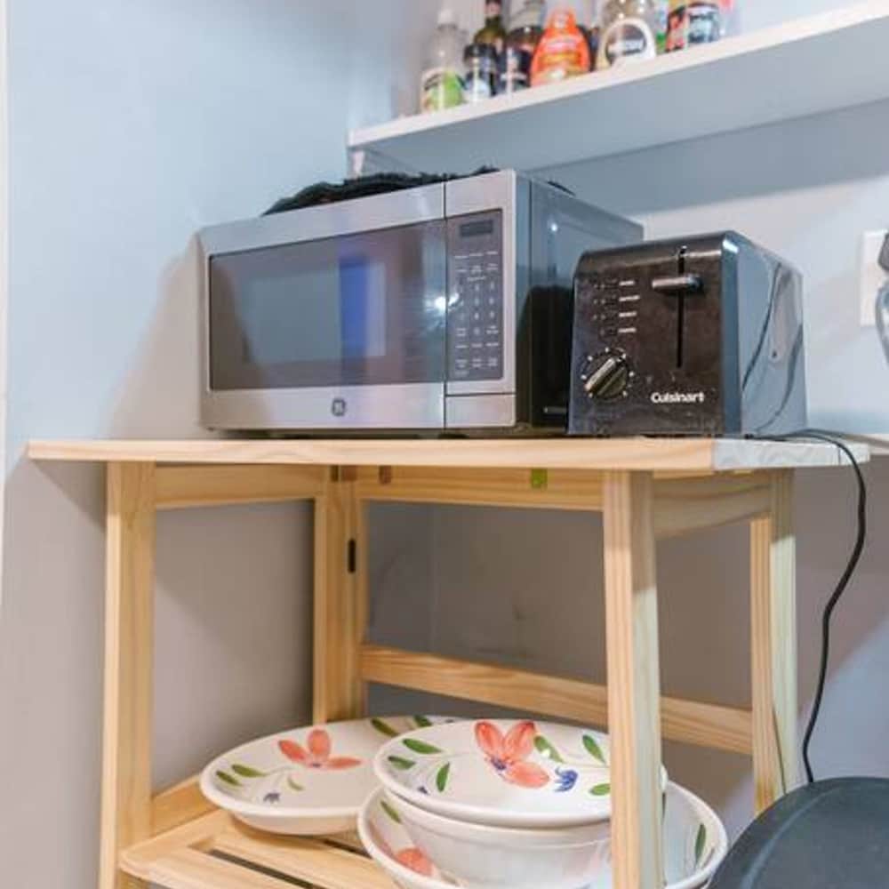 Midway Airport 2 Bedroom With Full Kitchen