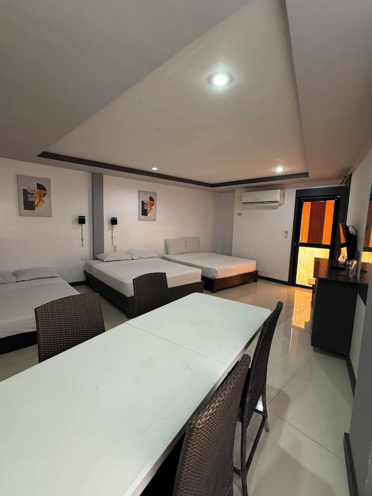 Dantes Hideaway