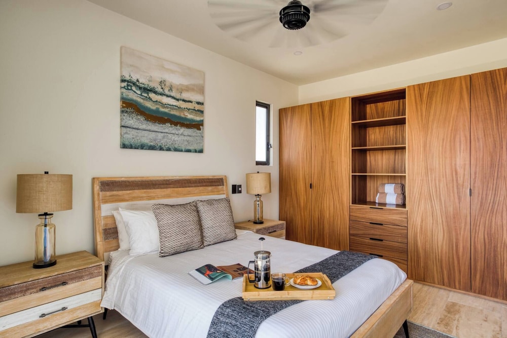 Family Friendly APT 17 Ocean View, 3br, 6 pax