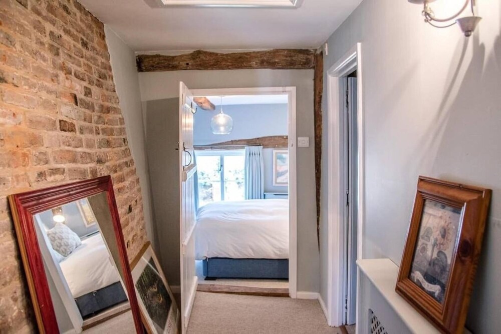 Sudbury Vacations - Rose Cottage Lavenham - Property Image 21