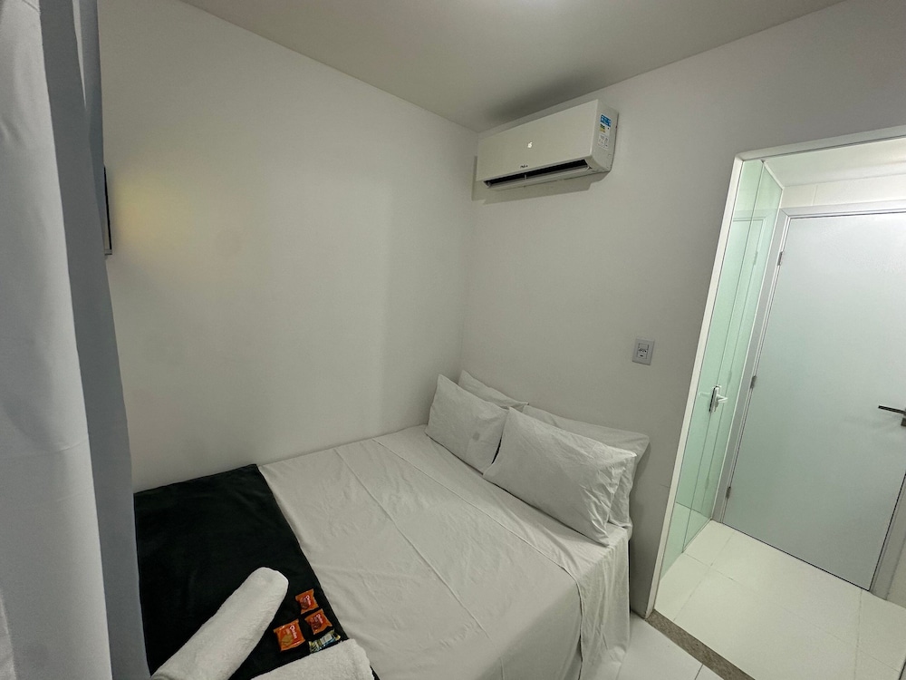 Fully Equipped Apartments in a Privileged Location, 150m From the Beach in Salvador Sess