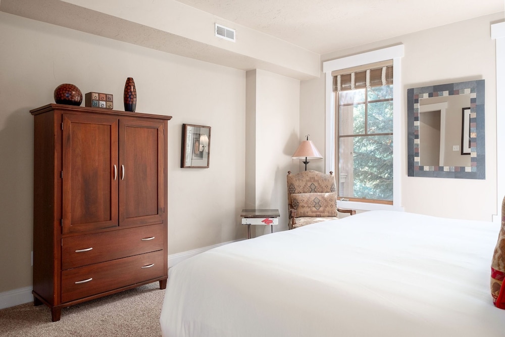 Park City Ski Resort - Town Pointe Condos