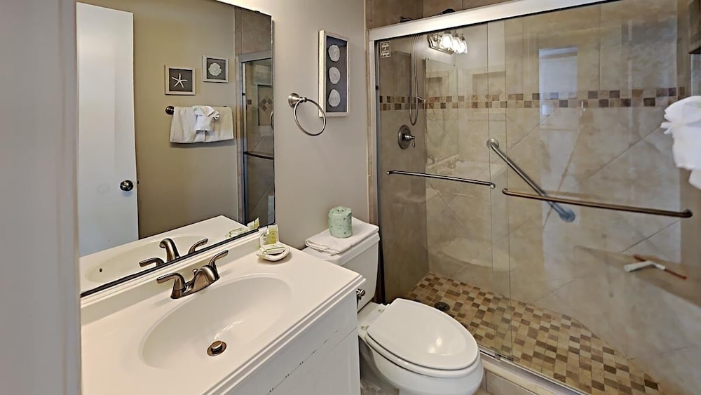 A Place At The Beach Iii 9530-2h 2 Bedroom Condo