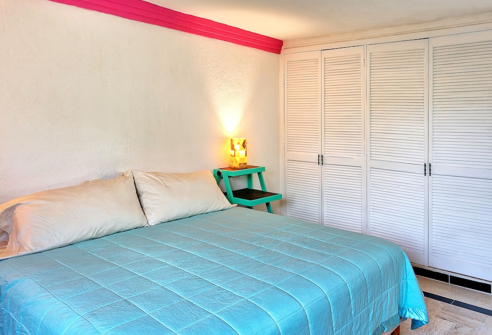 Caribe Suites