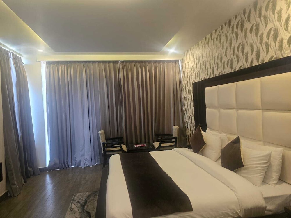 Kamal Residency By Memory Stays