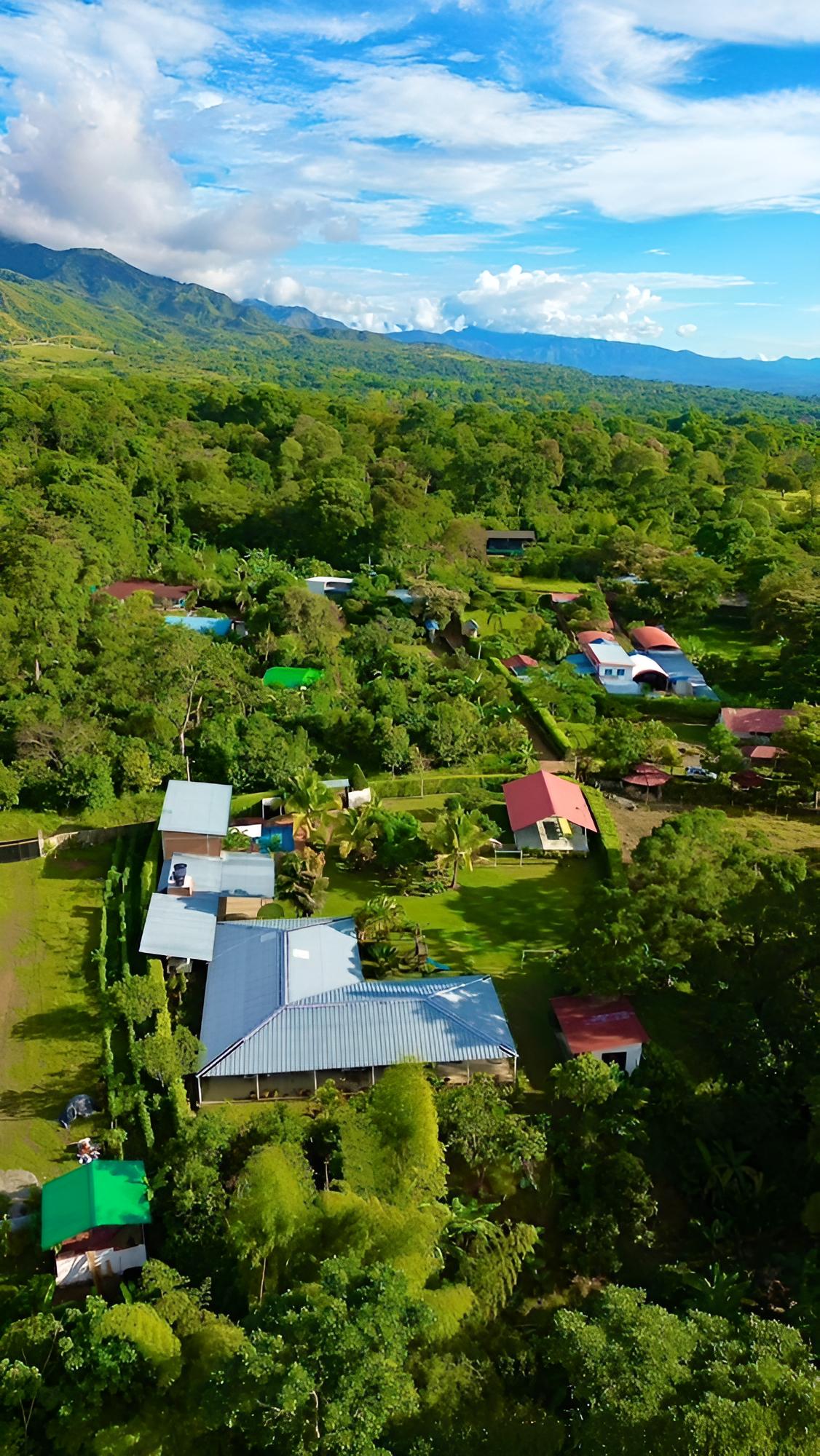 FINCA SANTA CLARA RIVERA HUILA