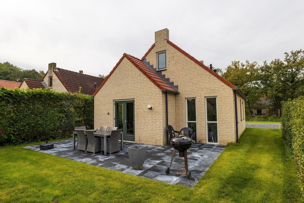 Alluring Holiday Home With Garden