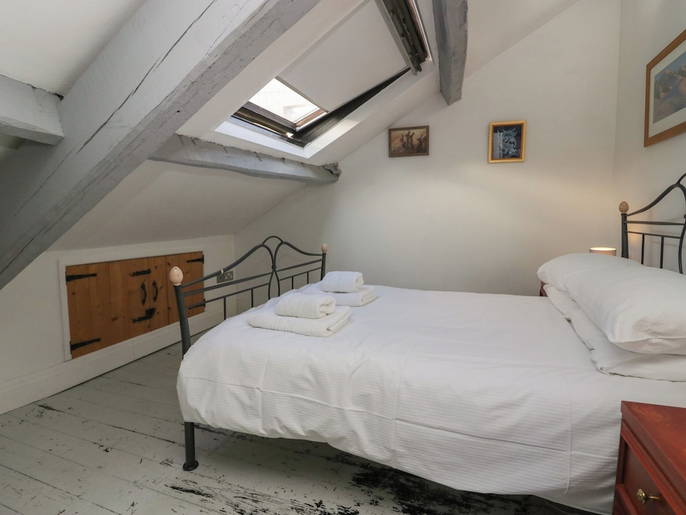 Flat 1