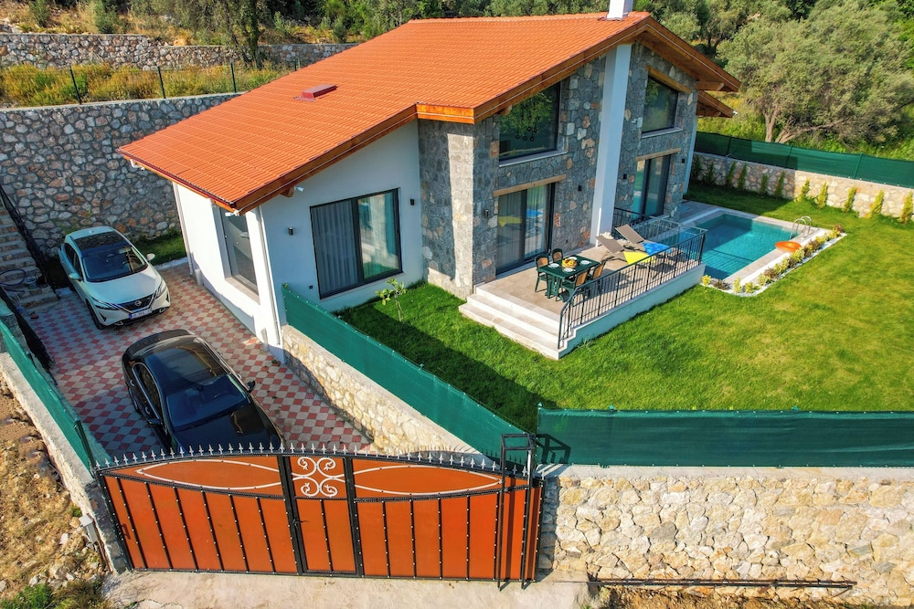 Yaka Esinti Villa