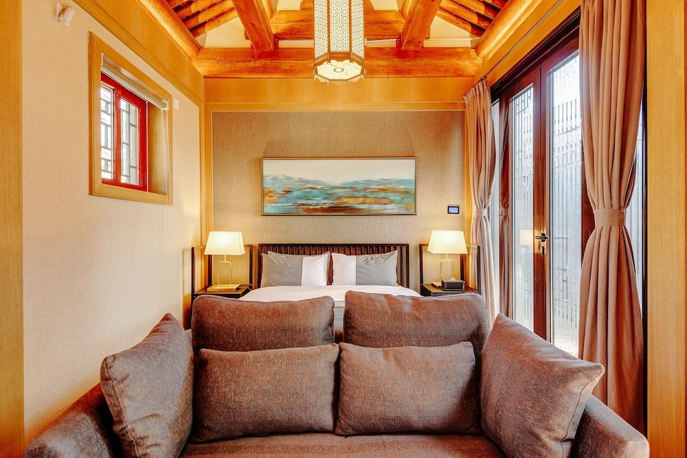 Isvara Flowing Ocean Guesthouse