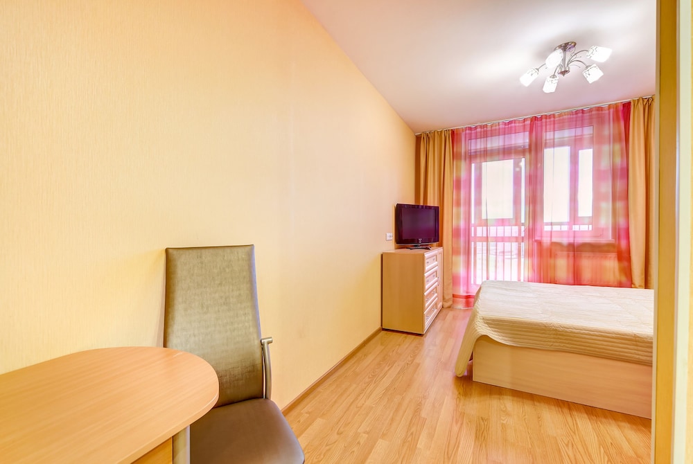 AG Apartment Dunayskii 23
