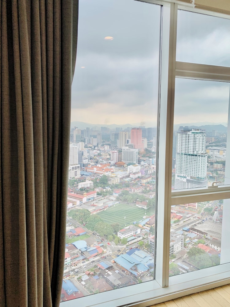 The Platinum Suites KLCC By Sky Pool