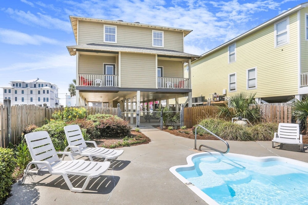 Camp David Side A pvt Pool Beach View Sleeps 9