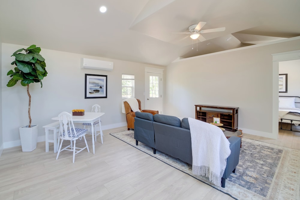 Hike, Fish & Explore: Cabin Near Eufala Lake!