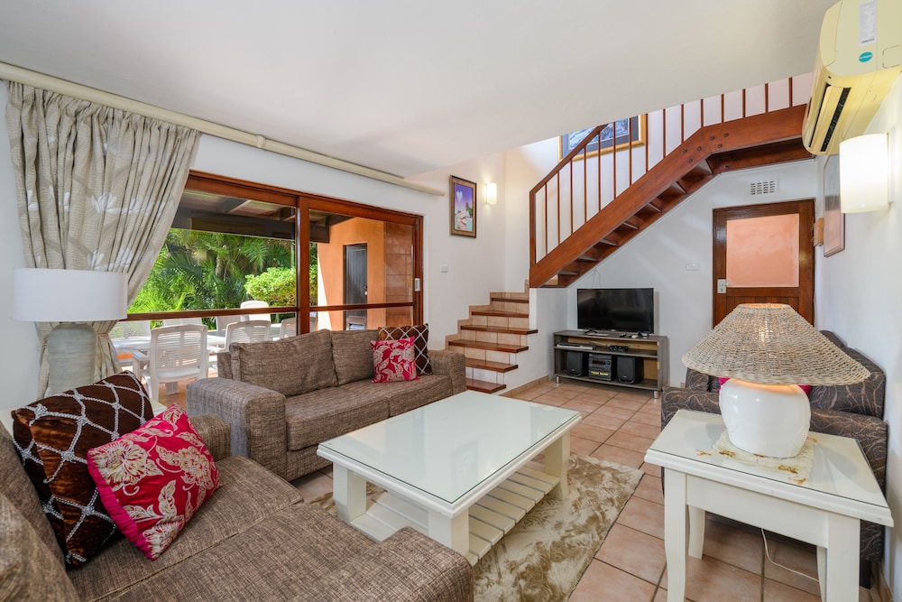 San Lameer Villa Rentals 2813