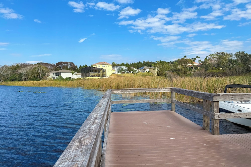 Lake Access & Lanai: Haines City Family Home!