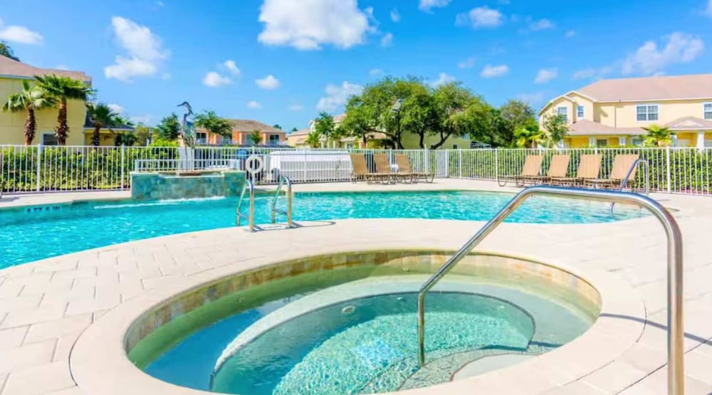 Contemporary 4BR Townhome With Pool Themed Rooms