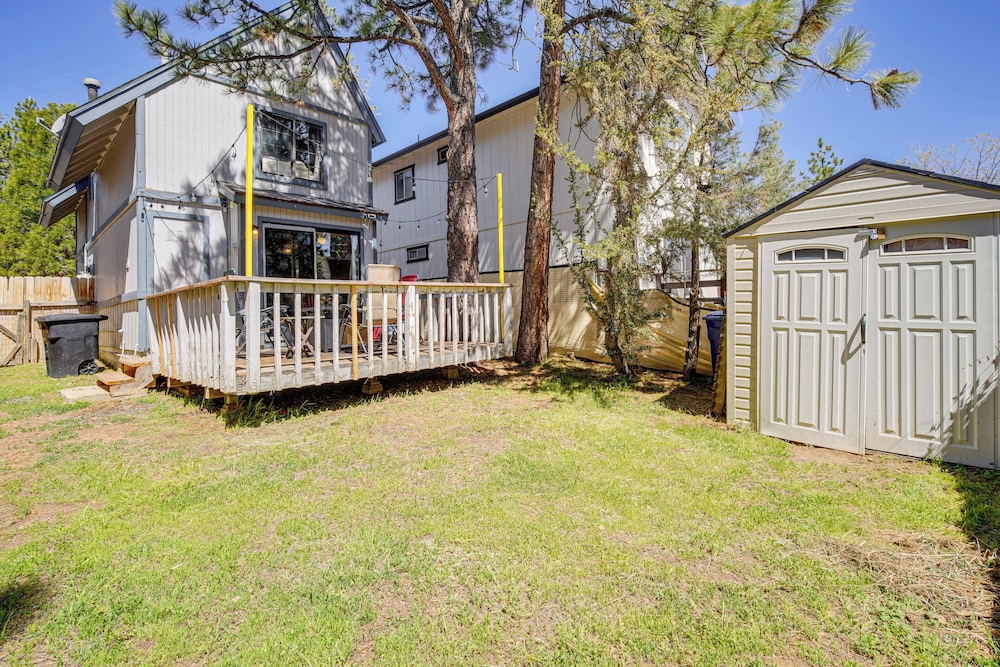 Near Lakes & Skiing: Cozy Sugarloaf Cabin w/ Yard