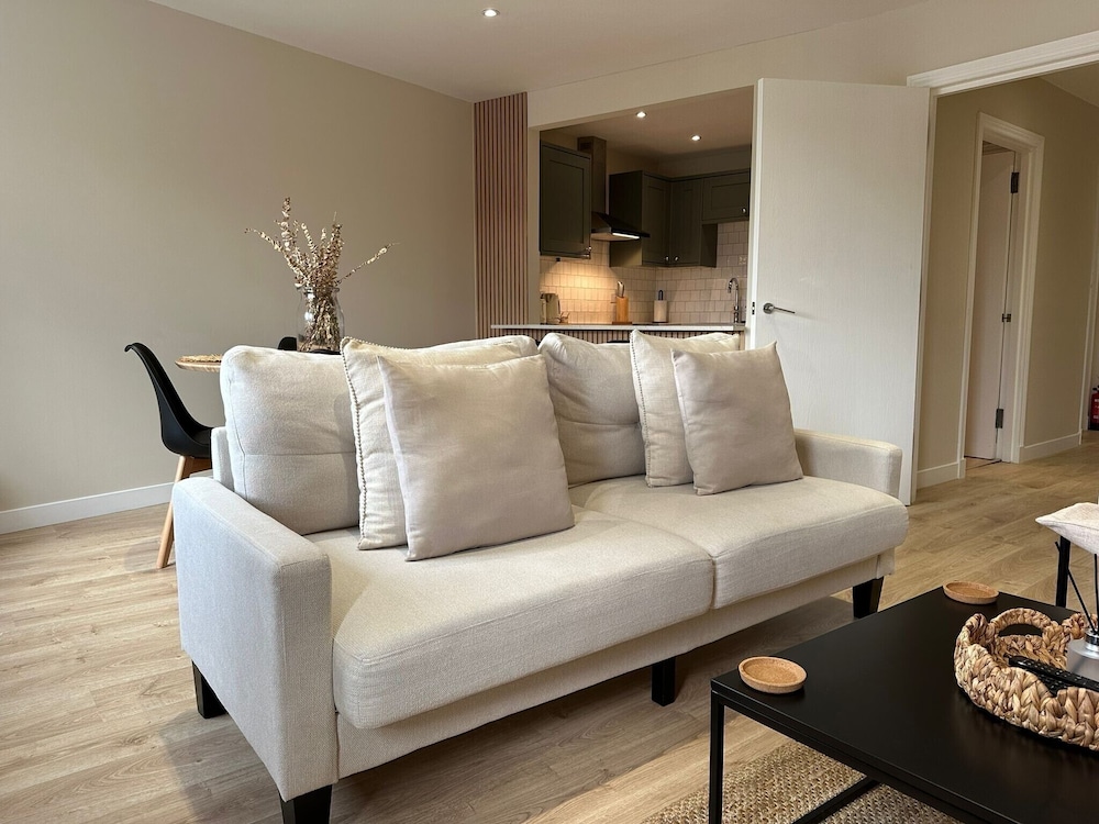 Edinburgh Charm Apartment Near Springfield Lane