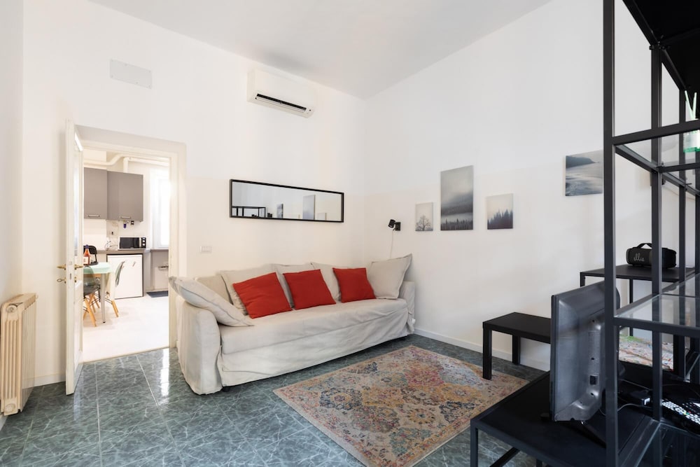 Cozy and Comfy Apartment at Esquilino