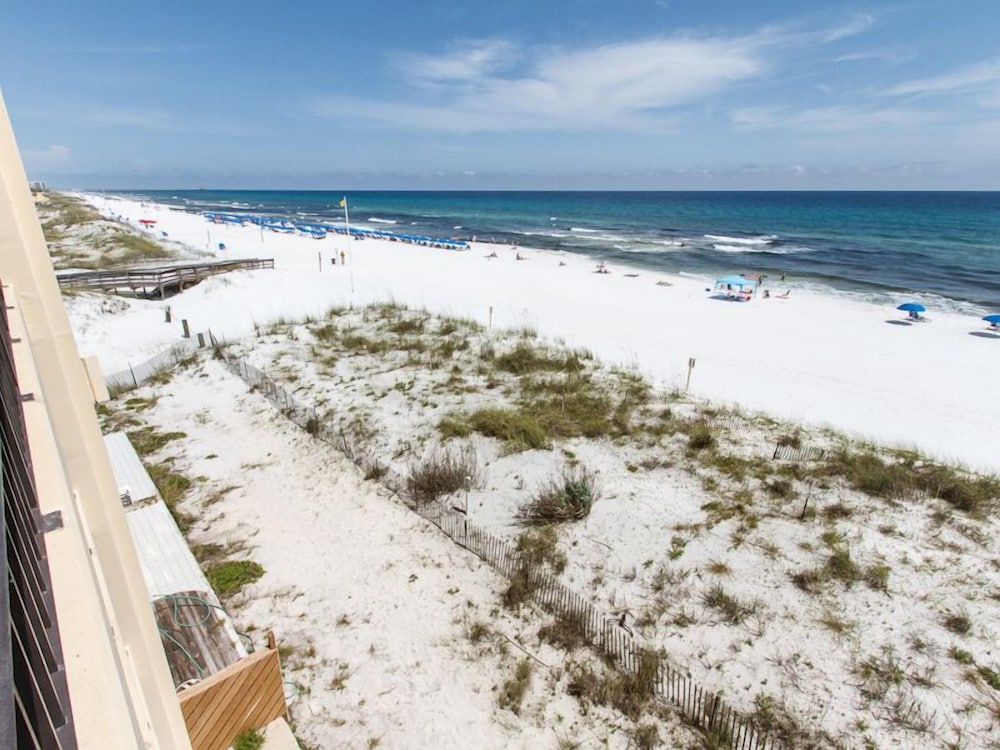Surf Dweller 402 by Brooks and Shorey Resorts