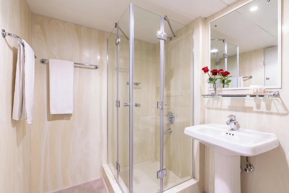 Golden Sands 10 Hotel Apartments