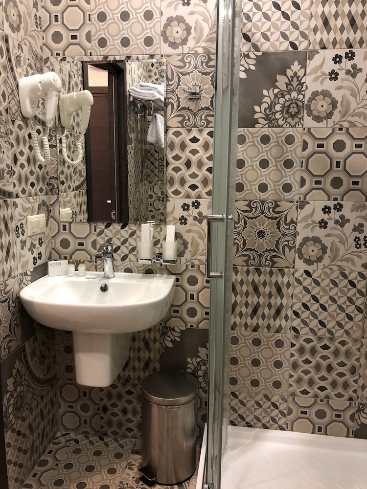 Hotel ARAVANA