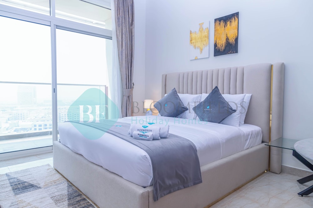 Bloomfields Elegance Studio Arjan
