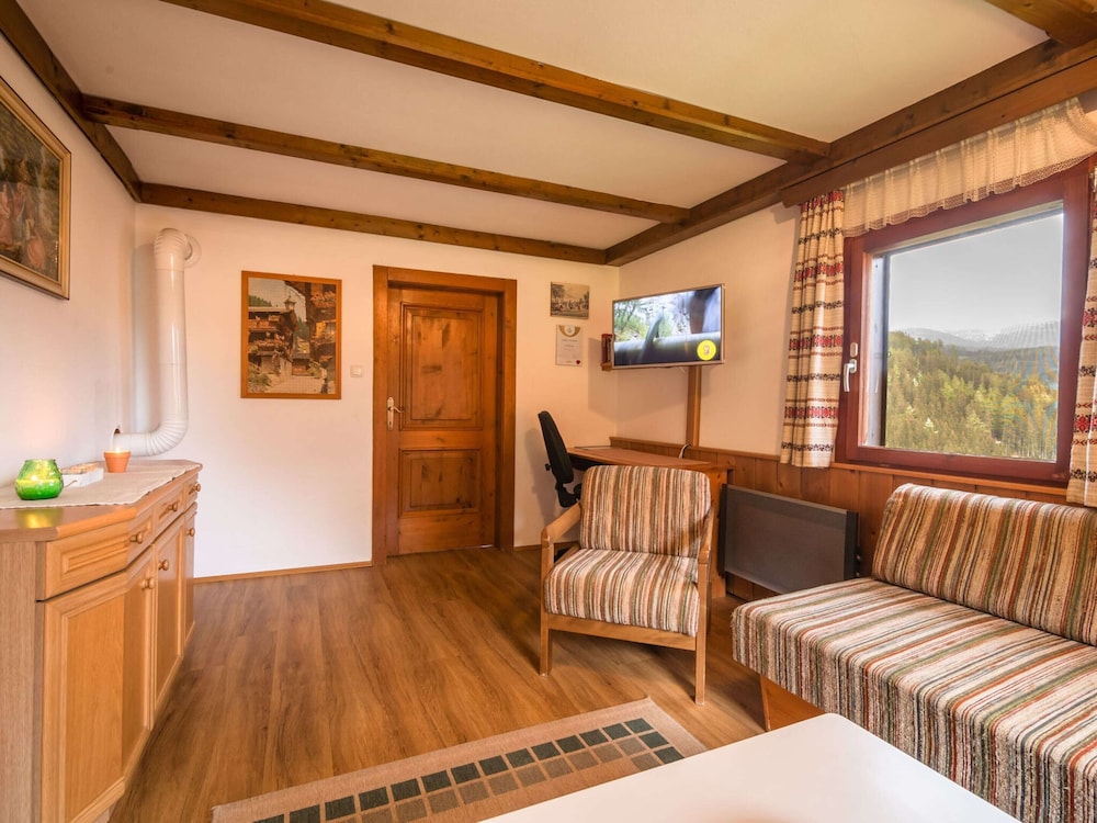 Chalet in Kalchberg Near Klippitztorl Ski