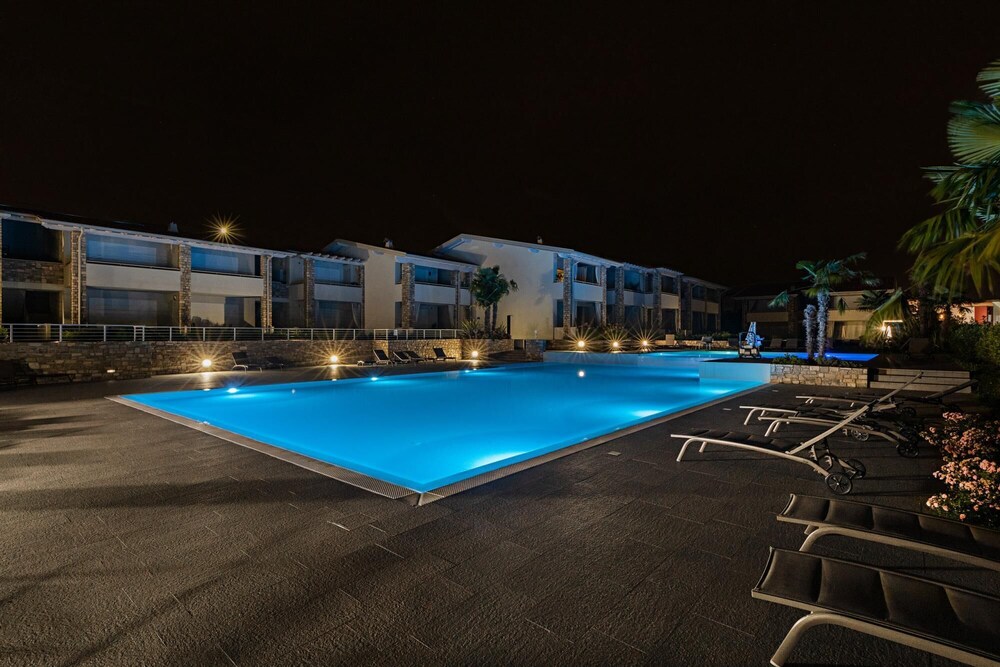 Le Mele 7 by Wonderful Italy