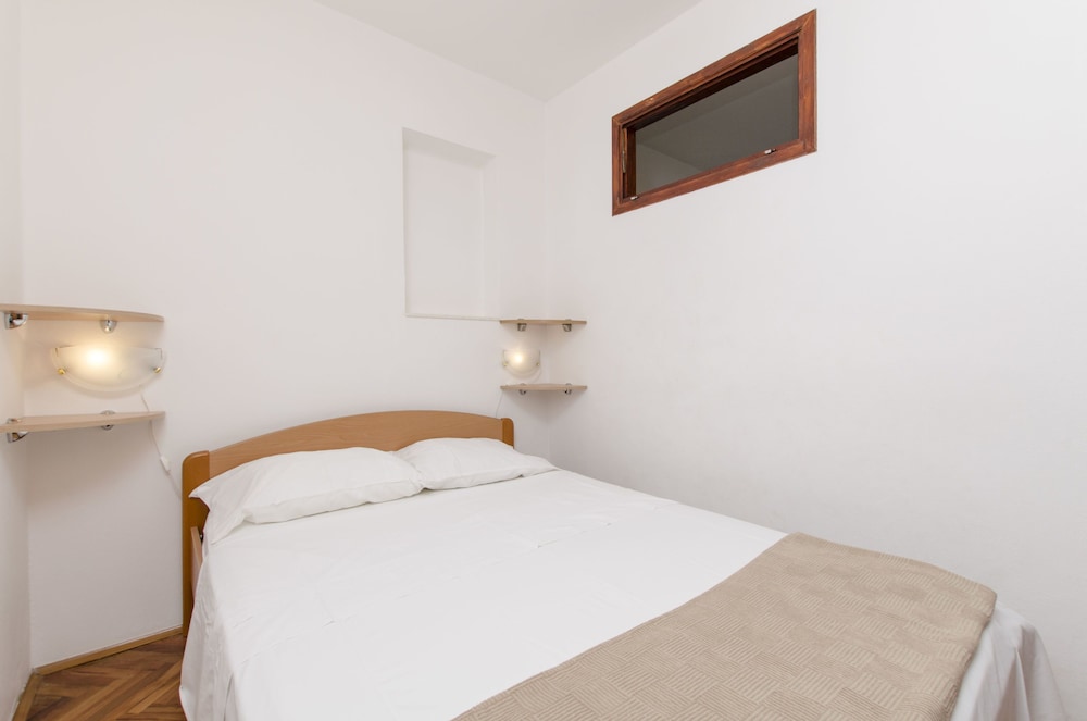Apartment Danijela view 4