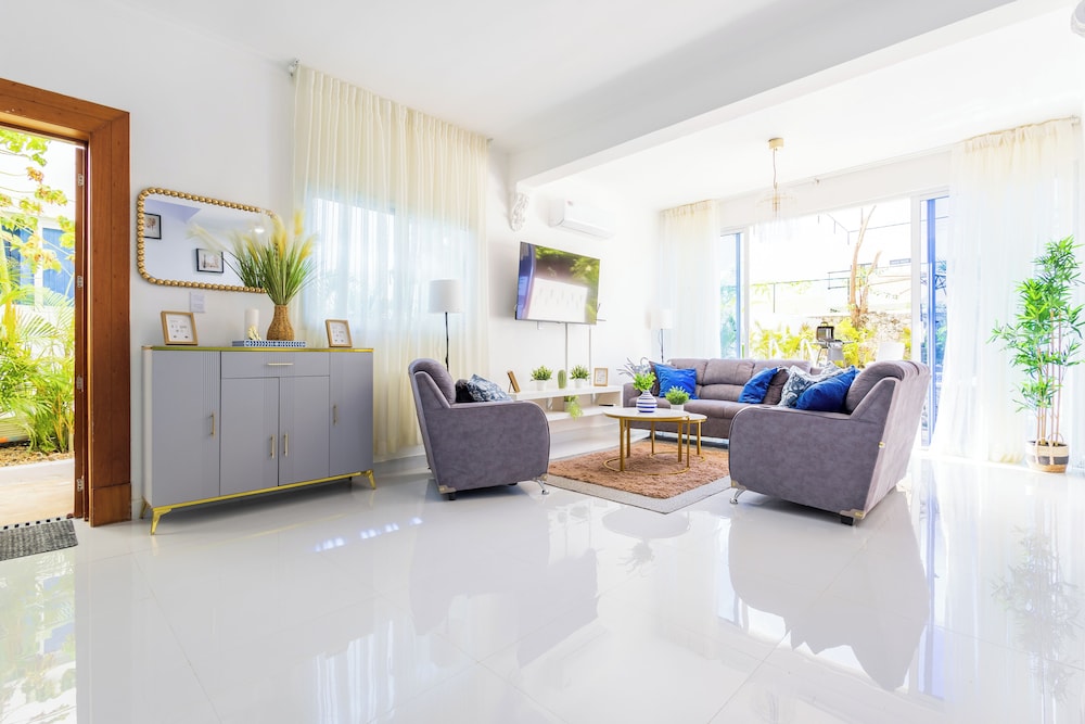 Drake Villa 5