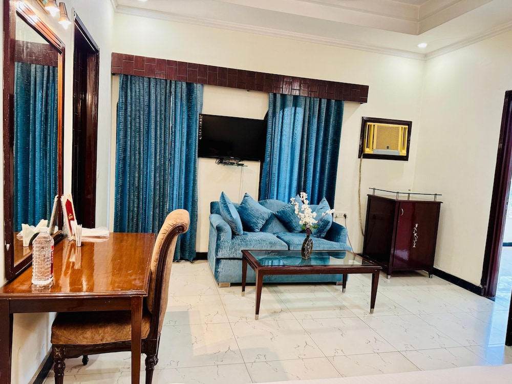 Legasy Suites and Resorts