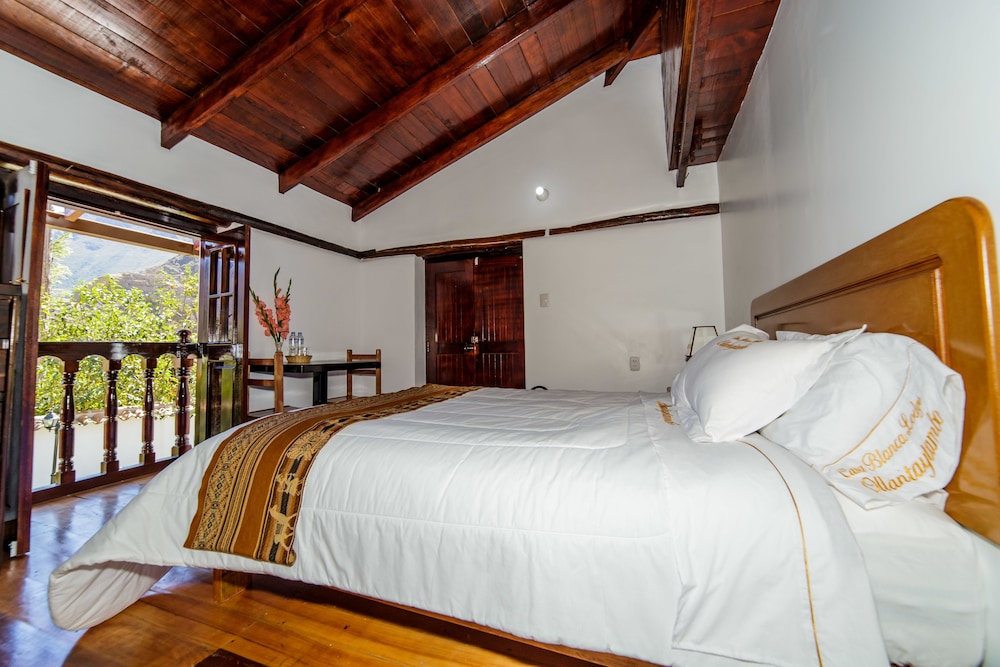 Casa Blanca Lodge view 2