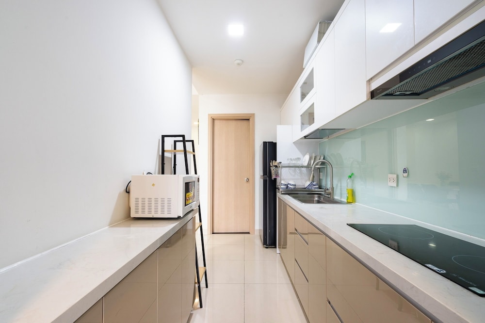 Apartment near Tan Son Nhat Airpot