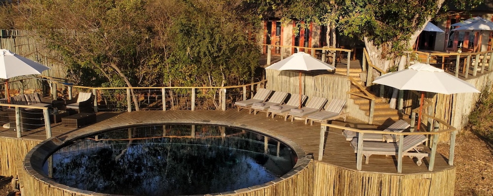 Nambiti Plains Private Game Lodge