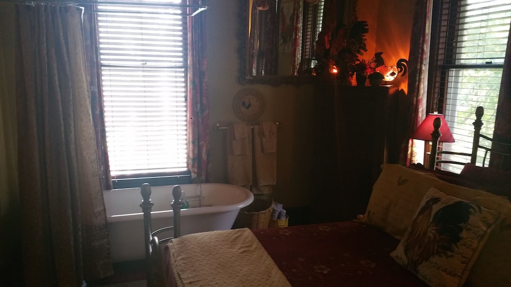 Fig Tree Manor