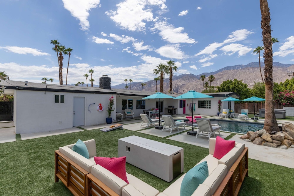 Starlite Safari Where Desert Luxury Meets Mid-century Charm