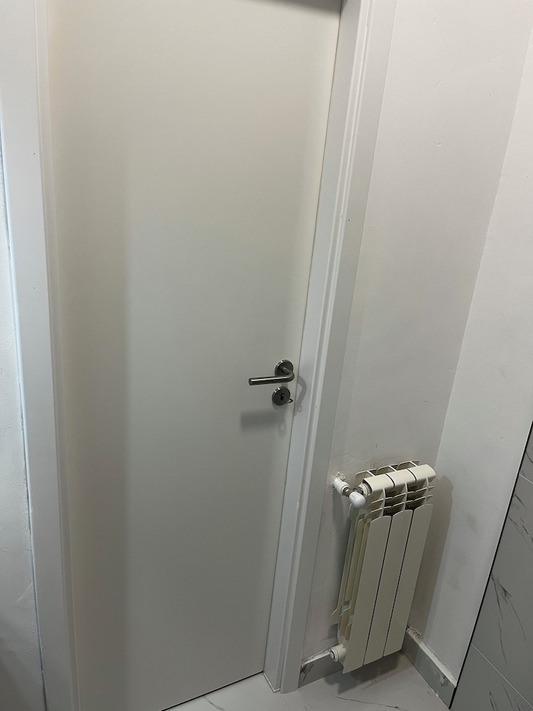 Suite 49