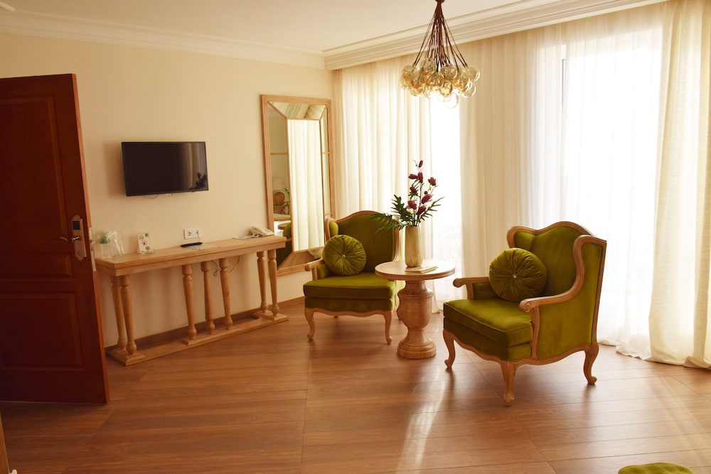 Eco Therma Village - Free Parking & Private Beach & Mineral Pool view 4