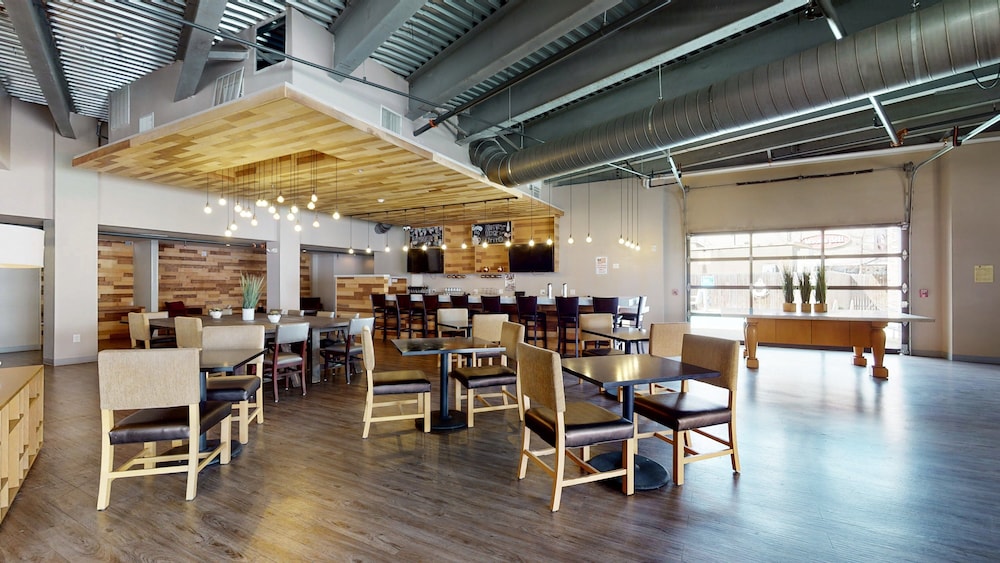 voco College Station Aggieland by IHG