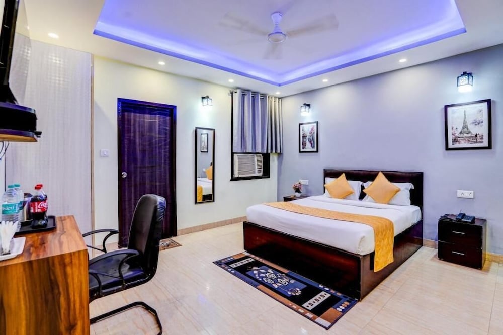 Hotel maayra inn