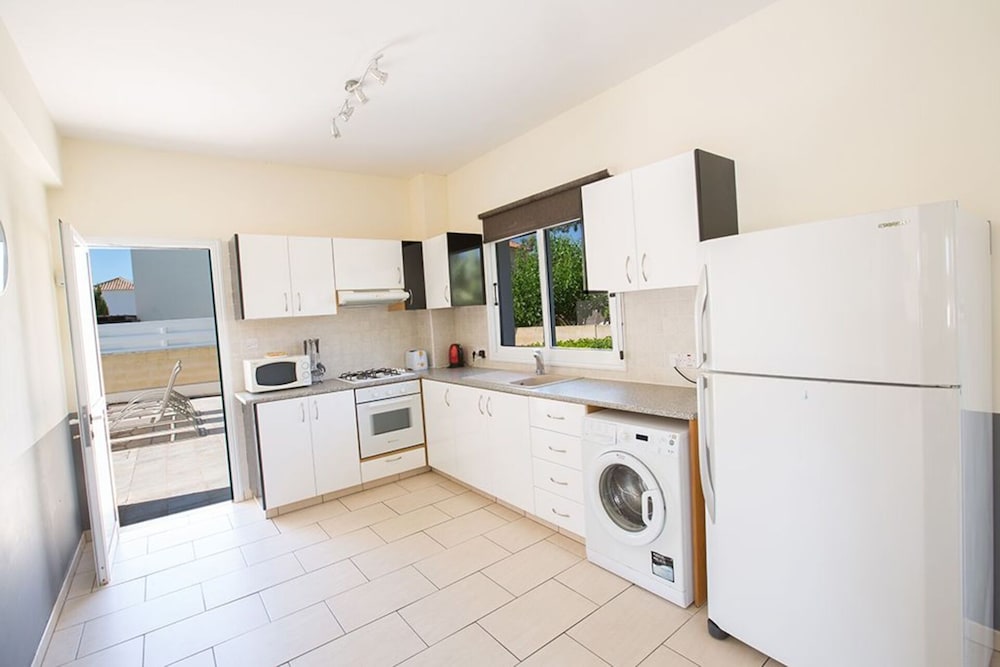 Luxury Villa in Cyprus near Beach, Sotira Villa 1302