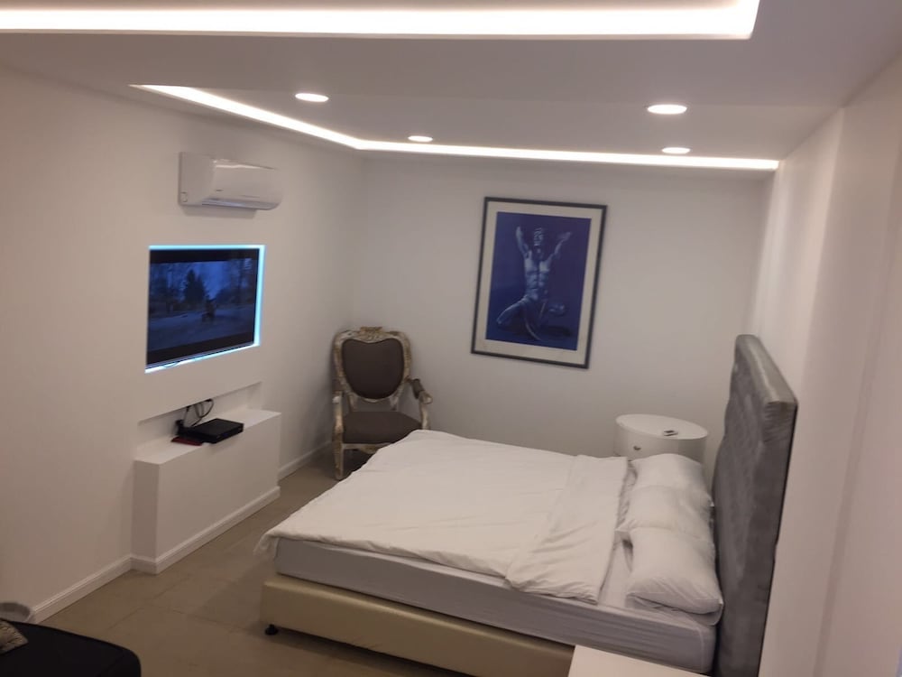 La Palmora Suites