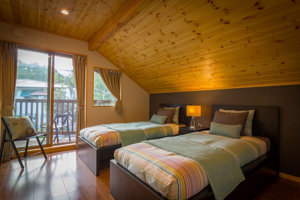 Hakuba Powder Cottages